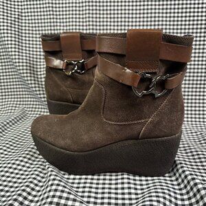 Moncler Brown Suede Wedge Apres Ski Winter Boots Buckle Women's EU 39 / US 9